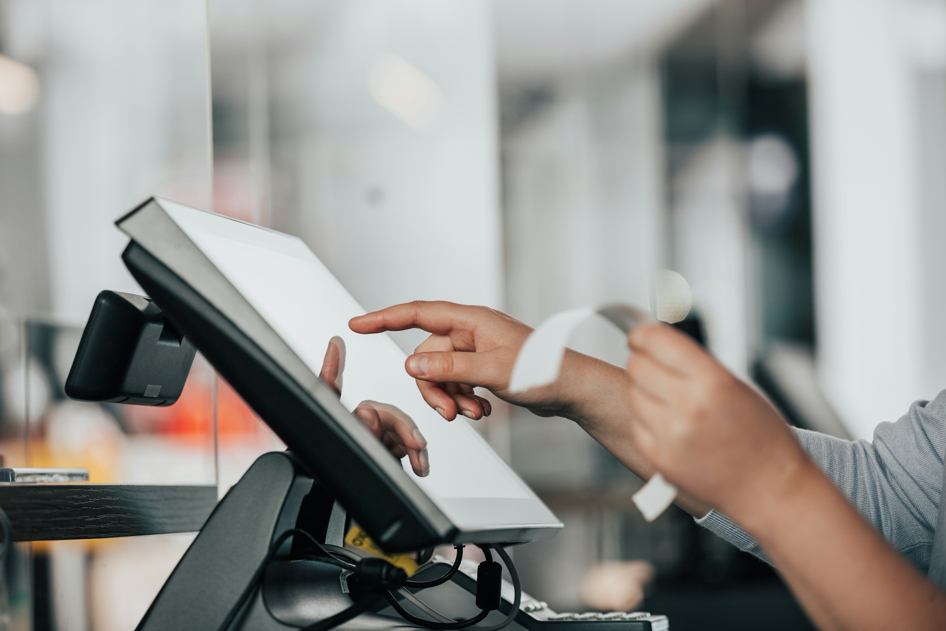 Transparency in Pricing: Building Consumer Trust Through MAP Compliance